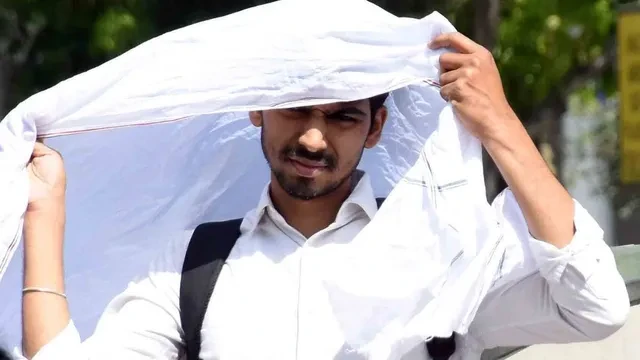 दिल्ली में गर्मी ने पकड़ी रफ्तार, तापमान 40 डिग्री के पार