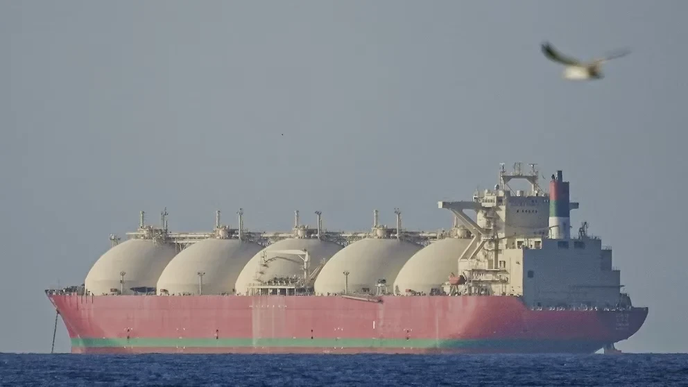 48 दिन बाद खुला होर्मुज: वाणिज्यिक जहाजों को आने-जाने की मिली छूट, ईरान ने किया एलान