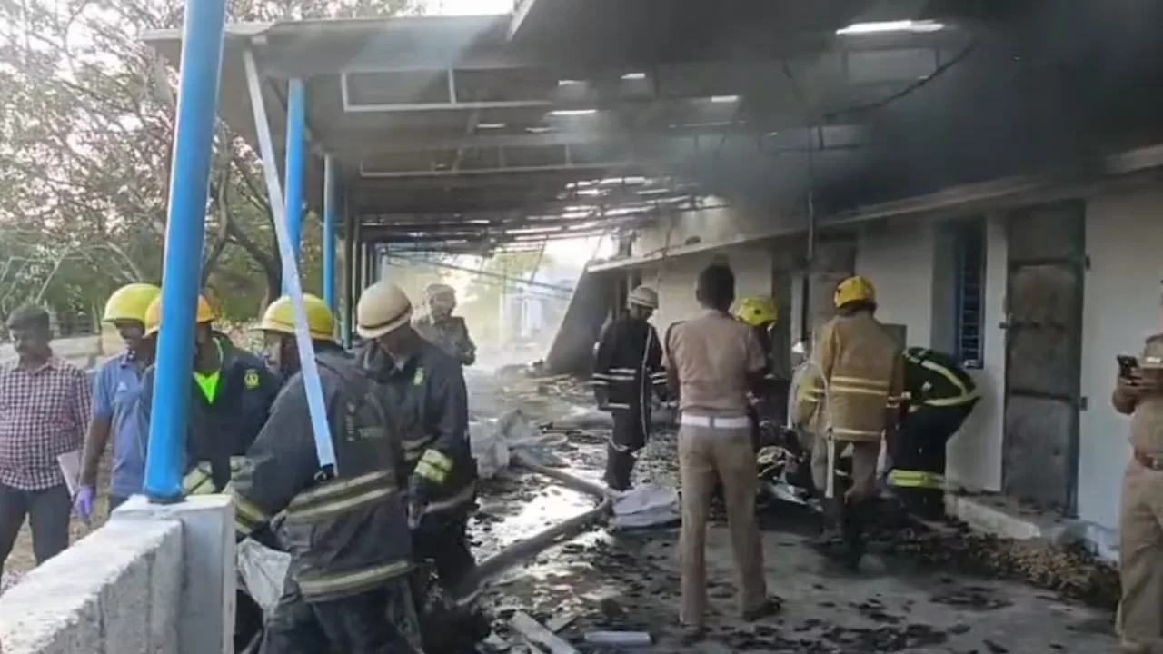 तमिलनाडु के विरुधुनगर में पटाखा फैक्टरी में धमाका, 18 लोगों की मौत