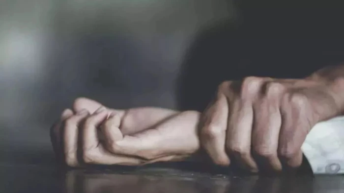 भोपाल: सुसाइड का ड्रामा कर छात्रा को कमरे पर बुलाया, रेप कर बनाया वीडियो