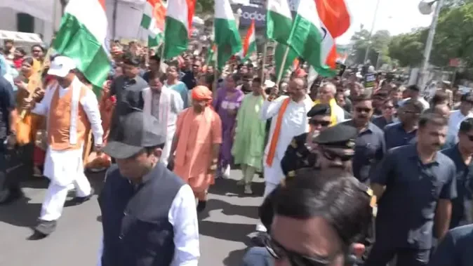 लखनऊ: महिला आरक्षण के समर्थन में BJP का मार्च, CM योगी भी हुए शामिल