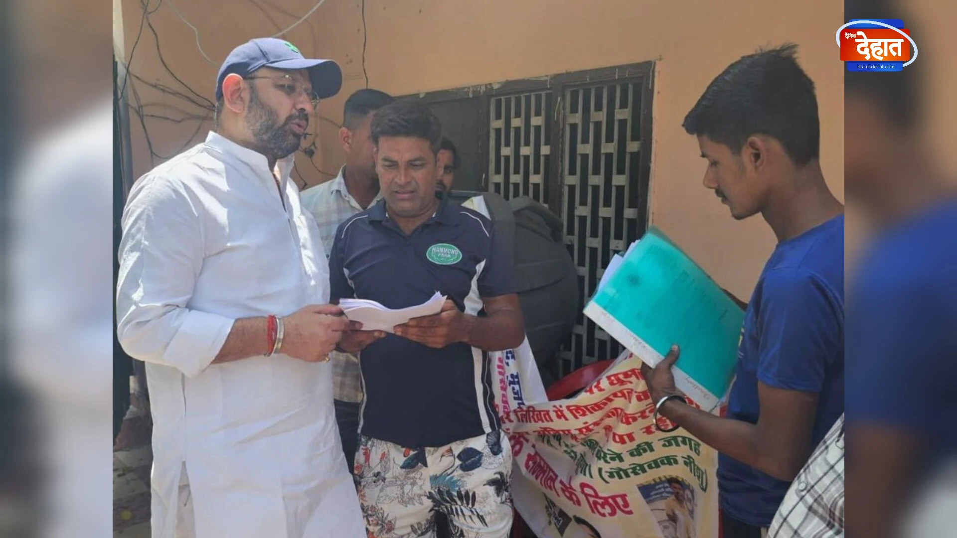 गाय के लिए अलग श्मशान घाट और नमक-कफन की मांग, गौ-सेवक का नंगे पांव धरना