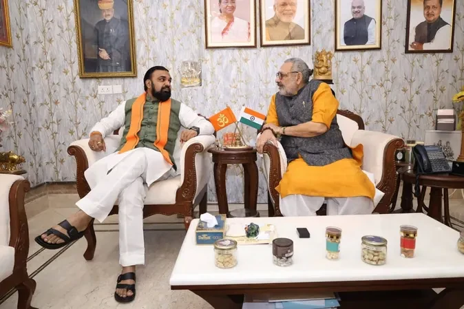 बिहार सीएम सम्राट चौधरी ने गिरिराज सिंह से की मुलाकात