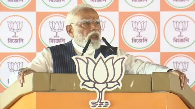 'बंगाल का गौरव लौटाने के लिए तृणमूल से आजादी जरूरी', दमदम में बोले पीएम मोदी