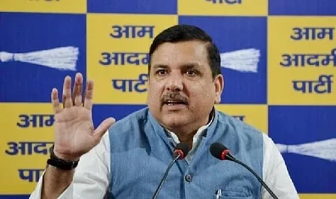 राघव चड्ढा समेत 7 सांसदों के पार्टी छोड़ने पर भड़के संजय सिंह