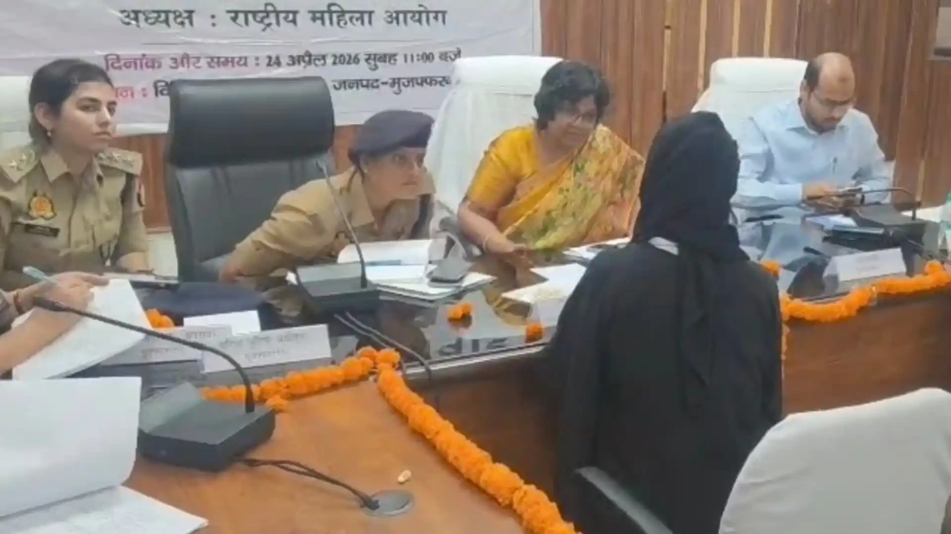 मुजफ्फरनगर: जनसुनवाई में महिलाओं की शिकायतों पर कार्रवाई के आदेश