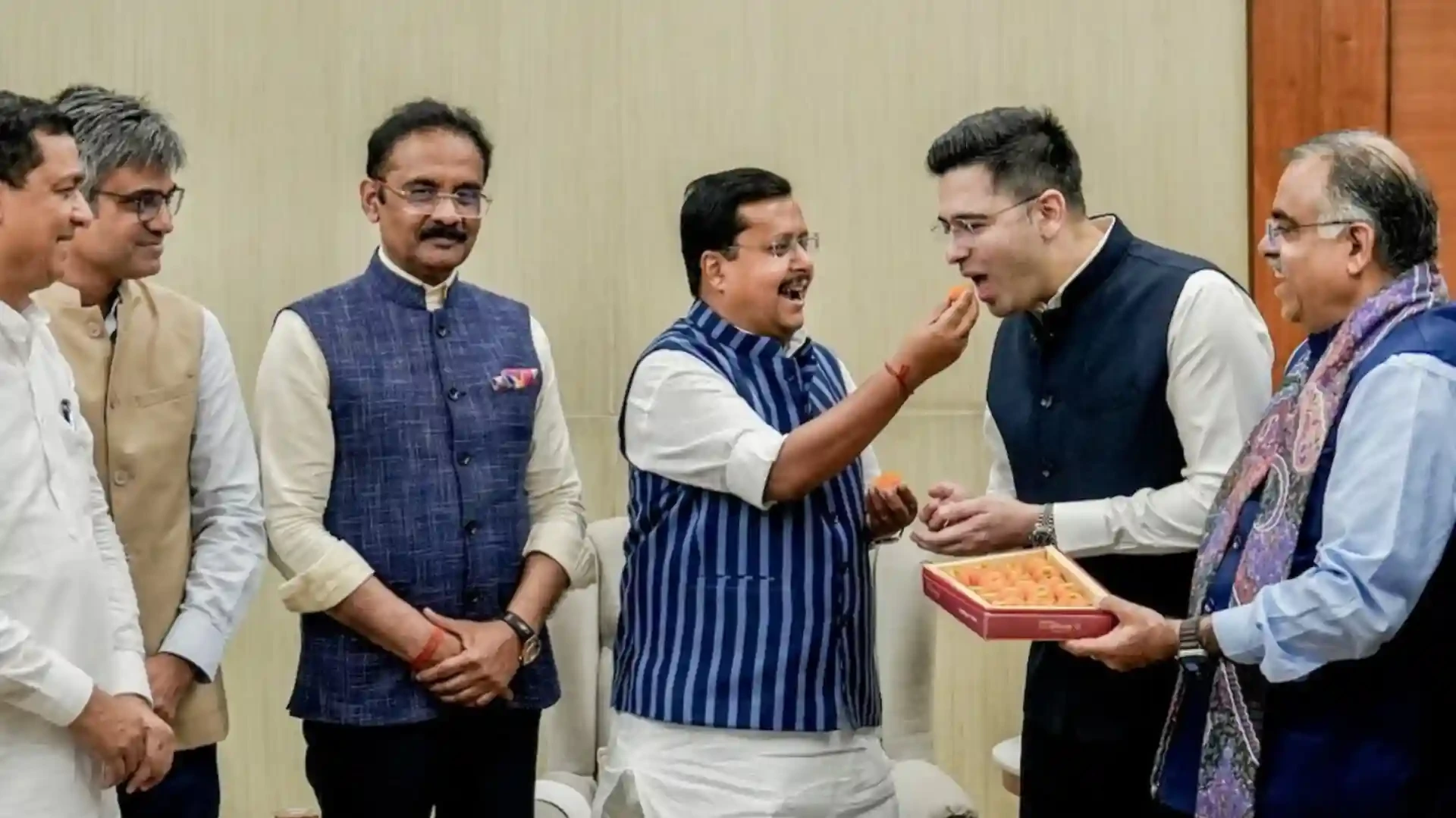 राघव चड्ढा समेत AAP के सात राज्यसभा सांसद बीजेपी में शामिल