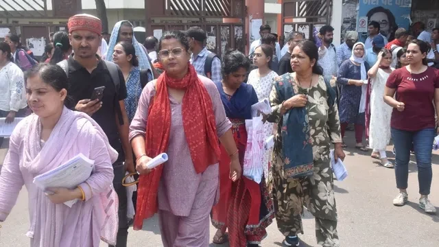 झारखंड पात्रता परीक्षा में गड़बड़ी, दो विषयों की परीक्षा रद्द