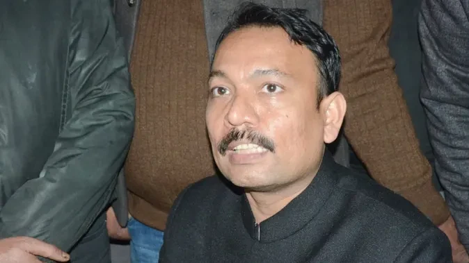 निलंबित पीसीएस अधिकारी अलंकार अग्निहोत्री ने आरोपों को बताया बेबुनियाद