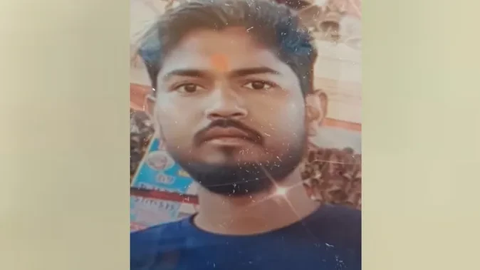 प्रेम प्रसंग बना जानलेवा, होटल में युवक ने खाया जहर