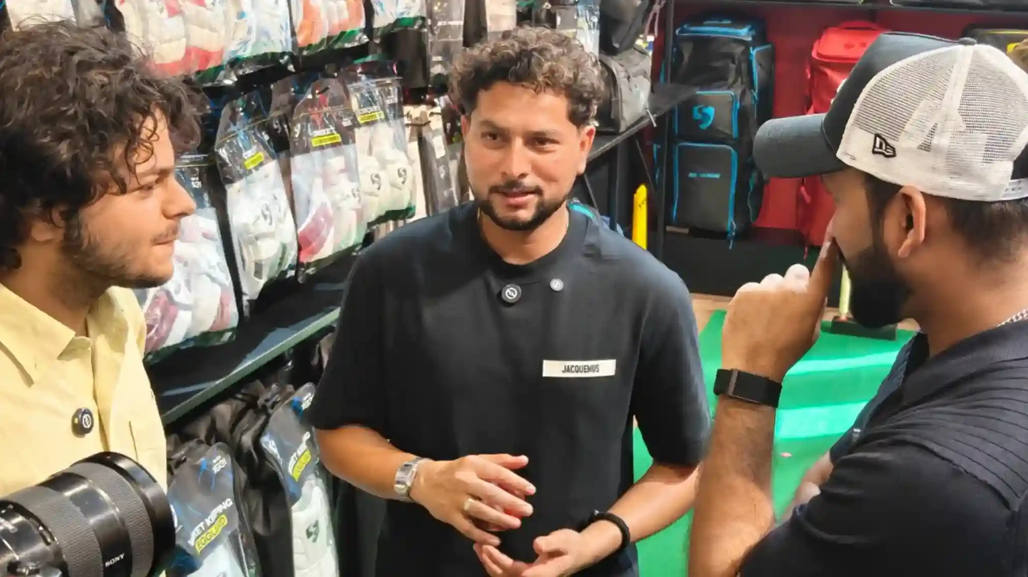 ‘सचिन और शेन वॉर्न हैं मेरे आदर्श’: मेरठ में बोले कुलदीप यादव