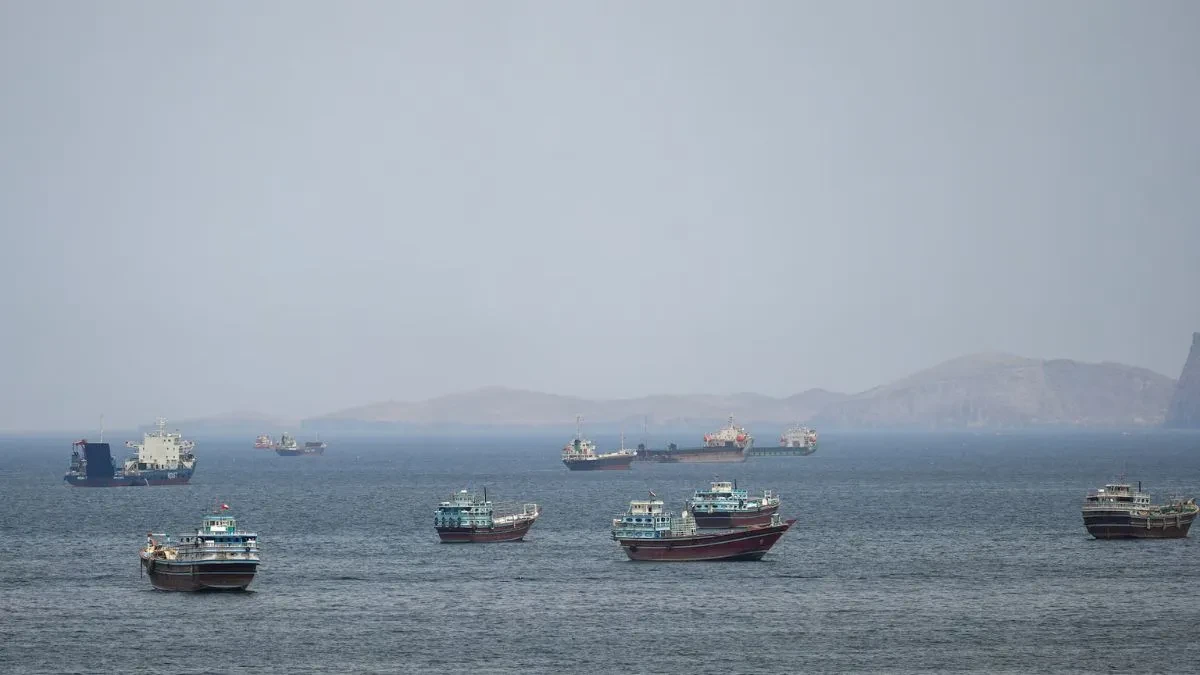 होर्मुज जलमार्ग में निर्बाध आवाजाही की भारत ने की अपील, बढ़ते तनाव पर जताई चिंता