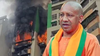 लखनऊ तक पहुंचा इंदिरापुरम अग्निकांड का मामला, योगी आदित्यनाथ ने लिया संज्ञान