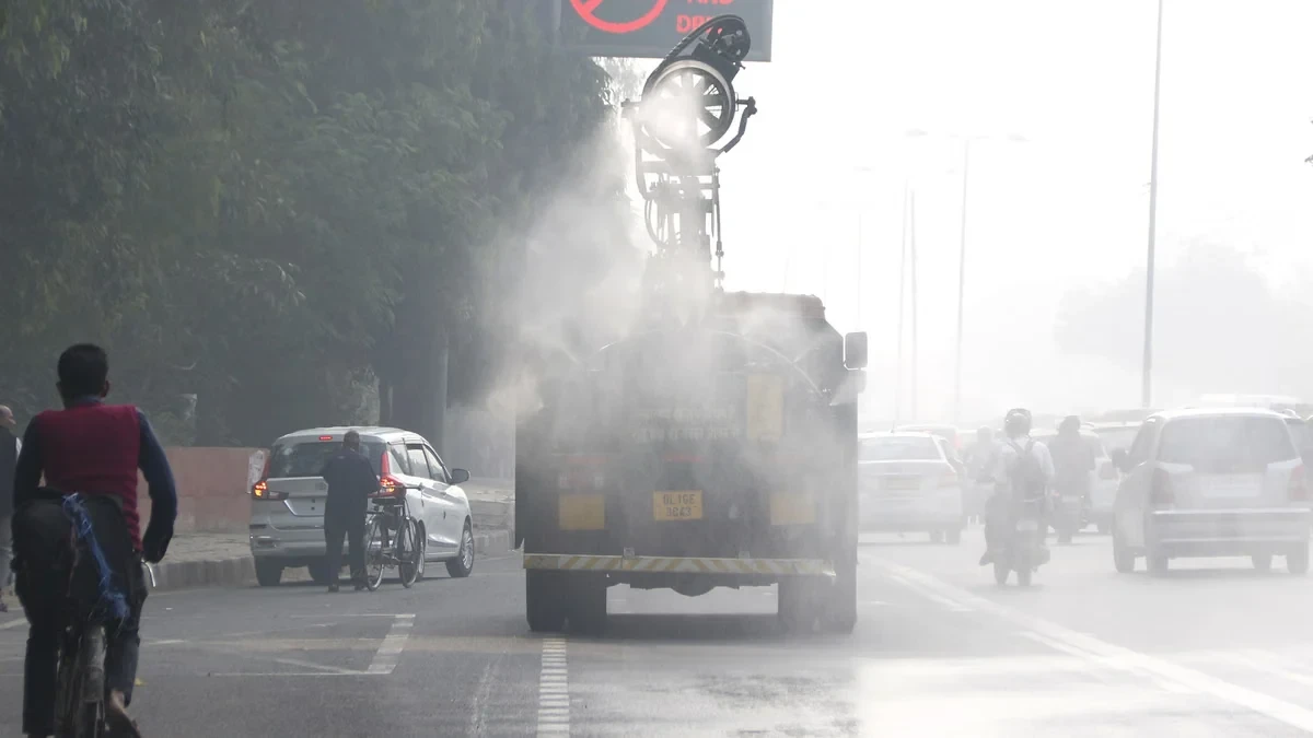 दिल्ली में इस बार अप्रैल में हवा रही साफ, प्रदूषण में आई कमी, 179 रहा औसत AQI