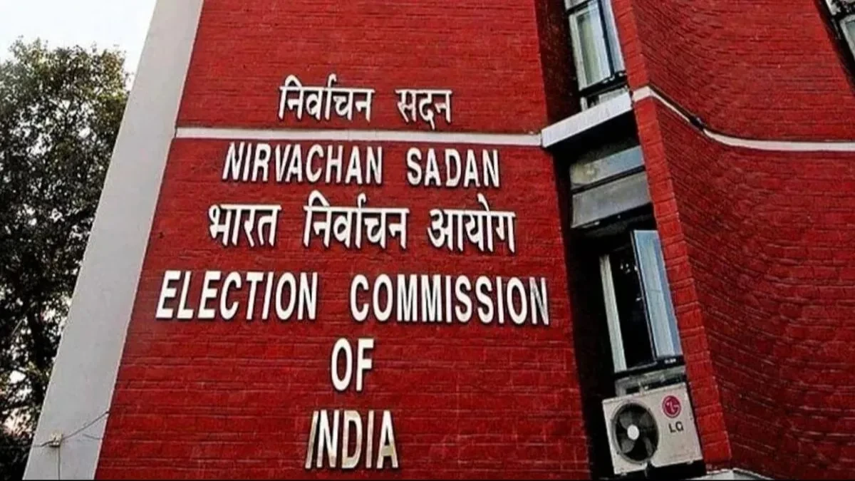 बंगाल हिंसा पर चुनाव आयोग सख्त, राज्य प्रशासन को जीरो टॉलरेंस के निर्देश