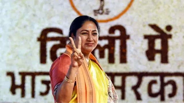 दिल्ली सरकार के बड़े फैसले, सीएम रेखा गुप्ता ने काफिला घटाया और वर्क फ्रॉम होम लागू
