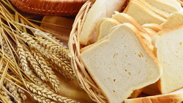 आम आदमी की थाली पर असर, अब ब्रेड भी हुई महंगी; 5 रुपये तक बढ़े दाम