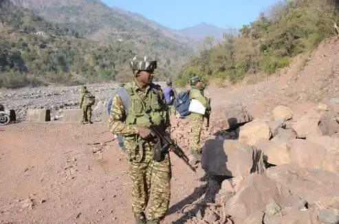जम्मू सीमा क्षेत्र में मिला जंग लगा मोर्टार शेल, बम निरोधक दस्ते ने किया निष्क्रिय