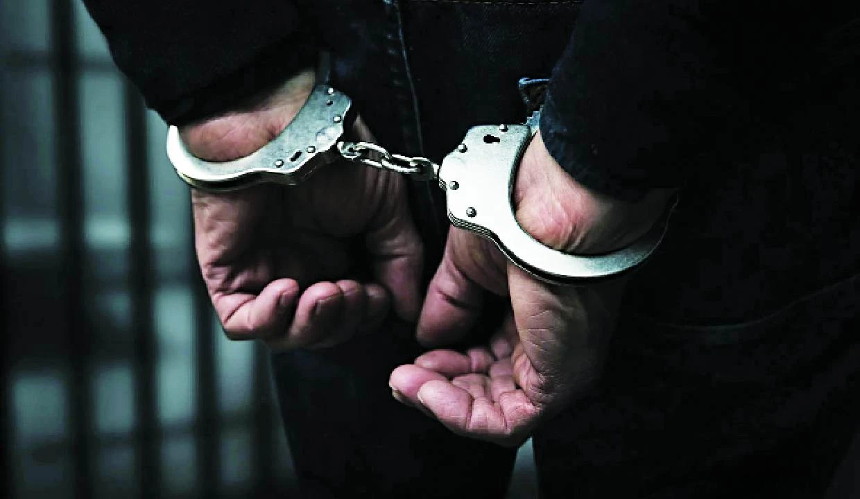 कोलकाता में तृणमूल नेताओं पर कार्रवाई तेज, एक और पार्षद गिरफ्तार