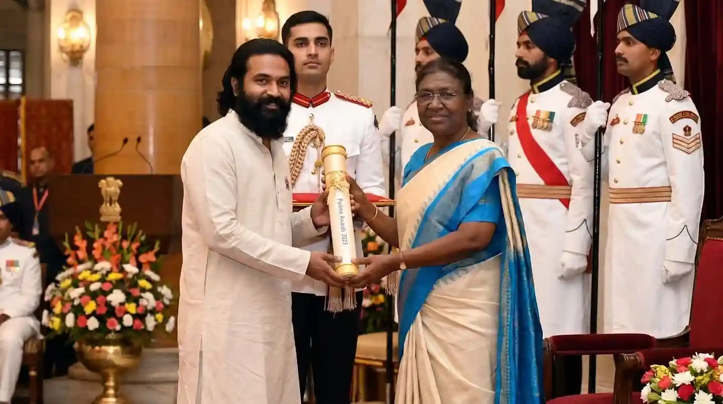 पद्म पुरस्कार 2026: राष्ट्रपति द्रौपदी मुर्मू ने 66 विभूतियों को किया सम्मानित