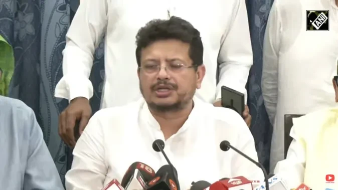 टीएमसी में टूट: ऋतब्रत बोले- स्पीकर ने हमारा दावा मंजूर किया, ममता से की ये अपील