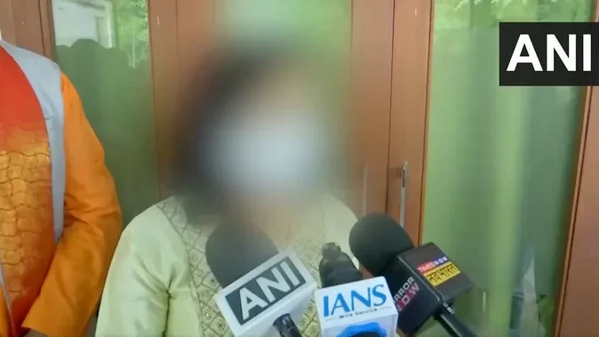 विप्रो पर लगे धर्म परिवर्तन के दबाव के आरोप, कंपनी ने दिया जवाब