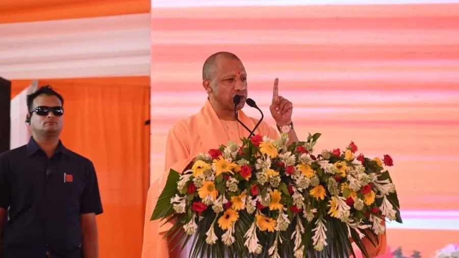 बलरामपुर से 2027 का सियासी संदेश: सीएम योगी बोले- अब विकास ही यूपी की पहचान है