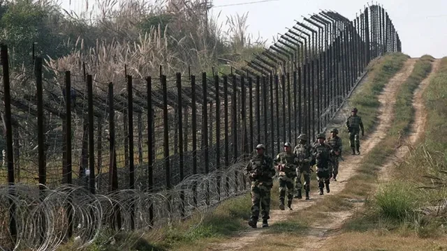 जैसलमेर-बाड़मेर सीमा पर अवैध निर्माणों पर चलेगा बुलडोजर