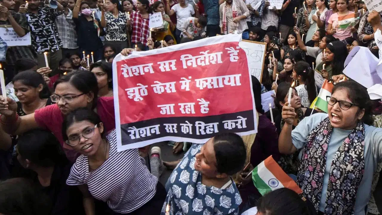 खान सर केस में बड़ा अपडेट, ज्ञान बिंदु कोचिंग निदेशक रौशन आनंद को मिली जमानत