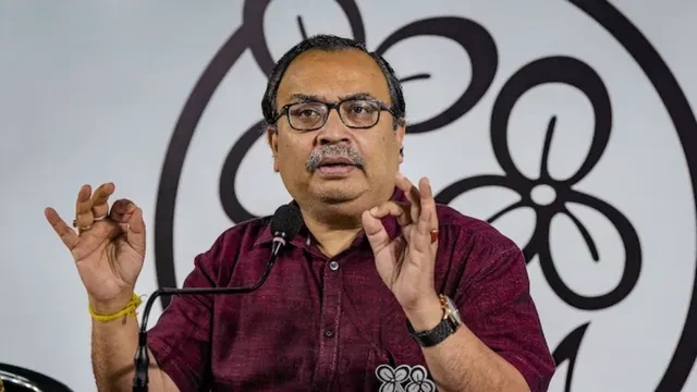ममता आवास के बाहर कुणाल घोष पर फेंका गया सड़ा अंडा, बोले- सुनियोजित साजिश