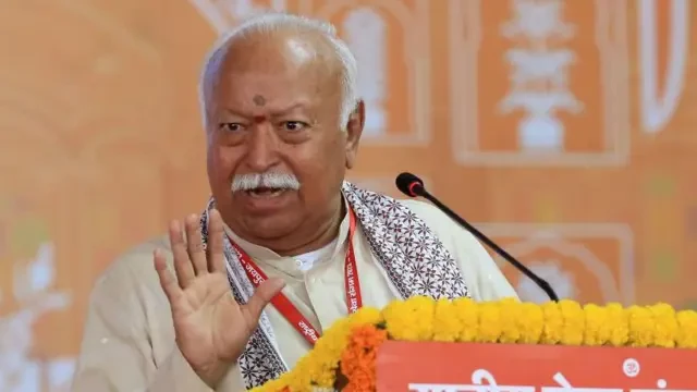 आरएसएस रजिस्ट्रेशन विवाद पर मोहन भागवत का पलटवार, कहा- सब कुछ खुला है