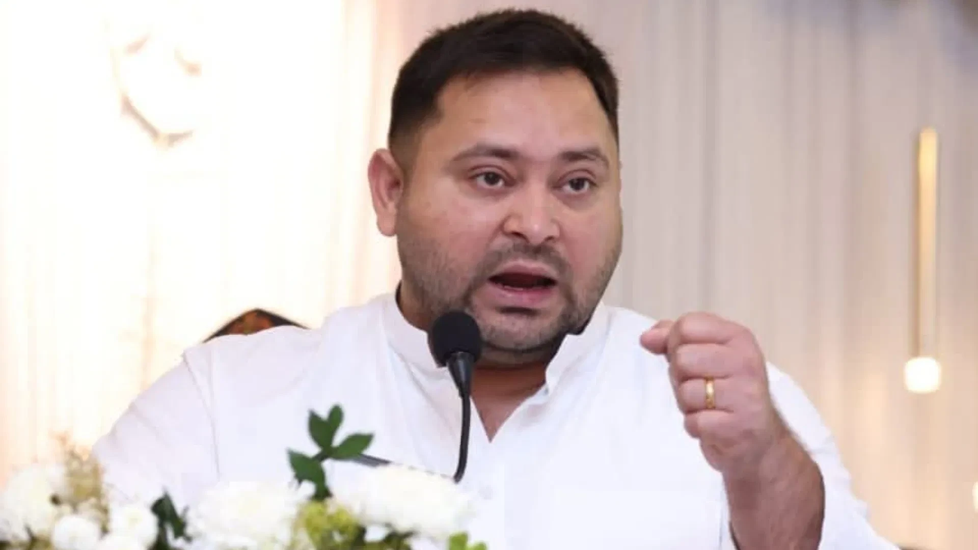 कोचिंग संस्थानों की लड़ाई बनी राजनीतिक मुद्दा, तेजस्वी यादव ने मुख्यमंत्री को लिखा पत्र