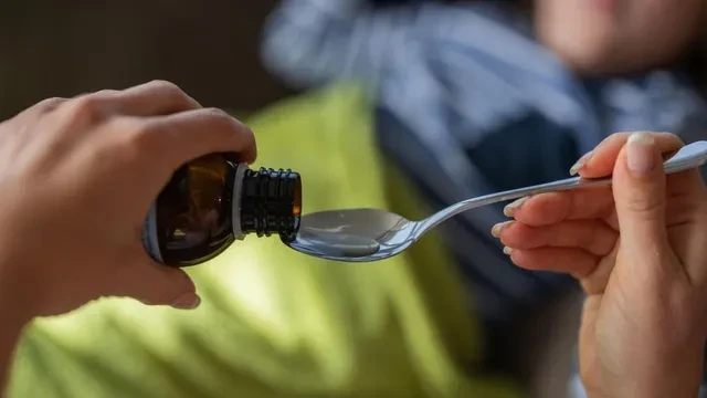 अब बिना प्रिस्क्रिप्शन नहीं मिलेगा कफ सिरप, केंद्र सरकार ने बदले नियम