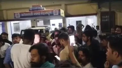 नाबालिग से छेड़छाड़ को लेकर विवाद: हिंदू संगठनों ने आरोपी को पीटा, कोतवाली में हंगामा