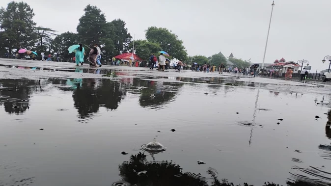 हिमाचल में बारिश का दौर जारी, कई इलाकों में तापमान में गिरावट