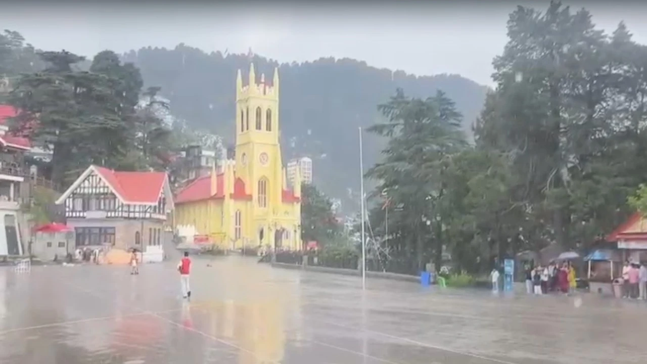 हिमाचल में बारिश से मौसम सुहावना, कई इलाकों में झमाझम बरसात