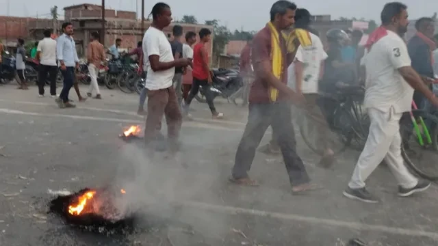 NH-527D पर भीषण हादसा: ट्रक ने पांच लोगों को कुचला, मां-बेटी की मौत