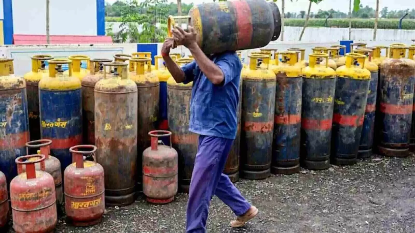 कमर्शियल LPG उपभोक्ताओं को राहत, सरकार ने हटाए सभी आपूर्ति प्रतिबंध