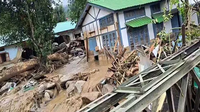 अरुणाचल प्रदेश में बारिश का कहर, बाढ़-भूस्खलन से 3 की मौत