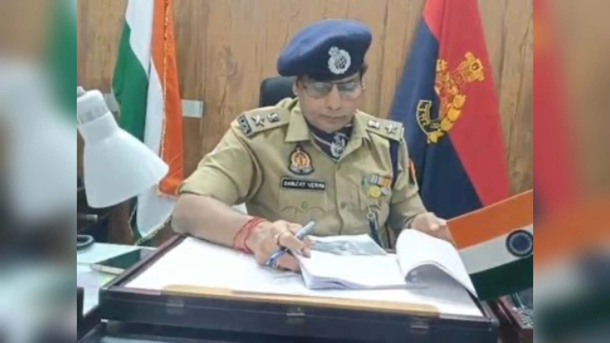मुजफ्फरनगर: महिला ने गलती से एसएसपी का मोबाइल कर दिया रिचार्ज, कप्तान ने लौटाए 299 रुपये