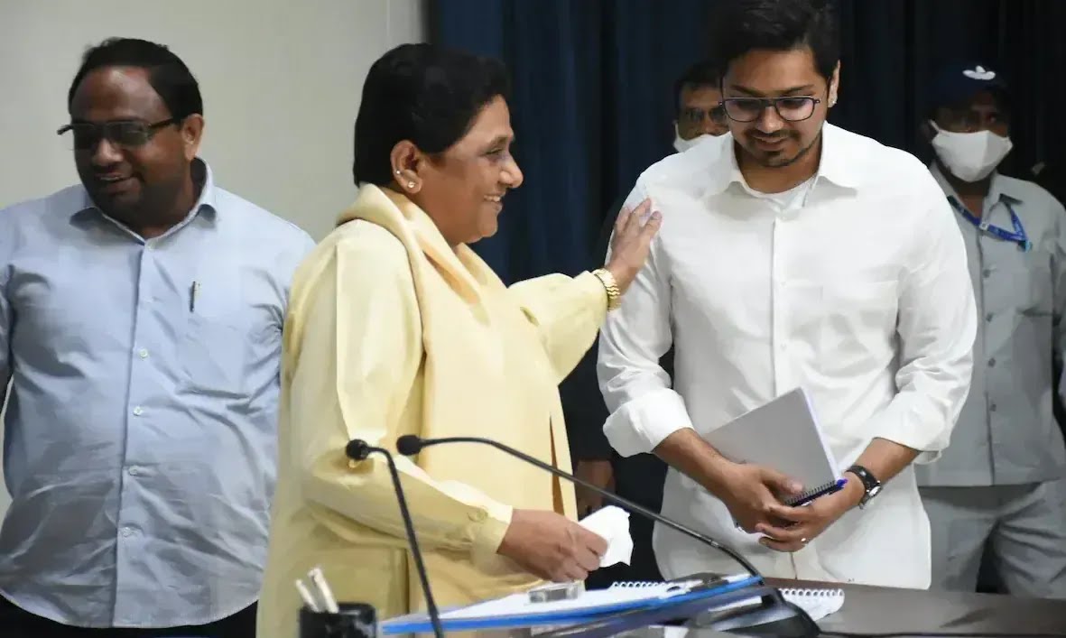 मायावती के भतीजे आकाश आनंद को मिली वाई+ सुरक्षा