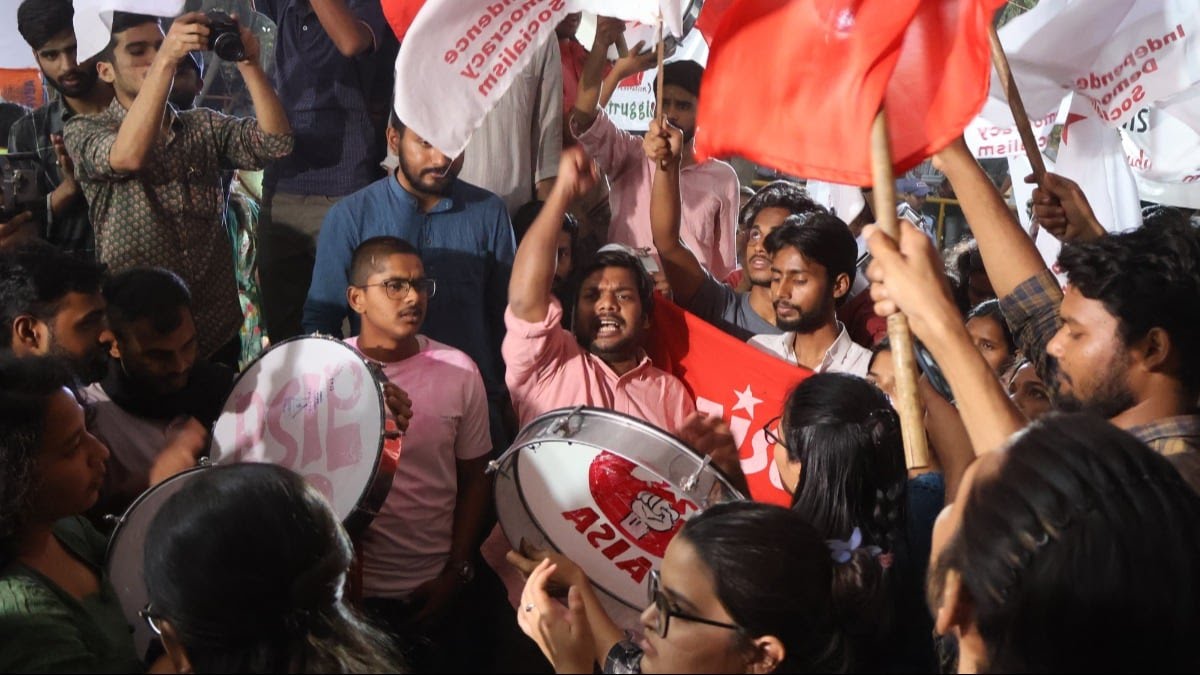 जेएनयू छात्रसंघ चुनाव में लेफ्ट ने एबीवीपी को चारों पोस्ट पर हराया