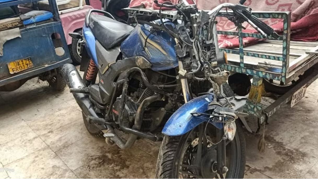 रुड़की: बाइक सवार आईआईटी रुड़की के दो छात्रों की सड़क दुर्घटना में मौत