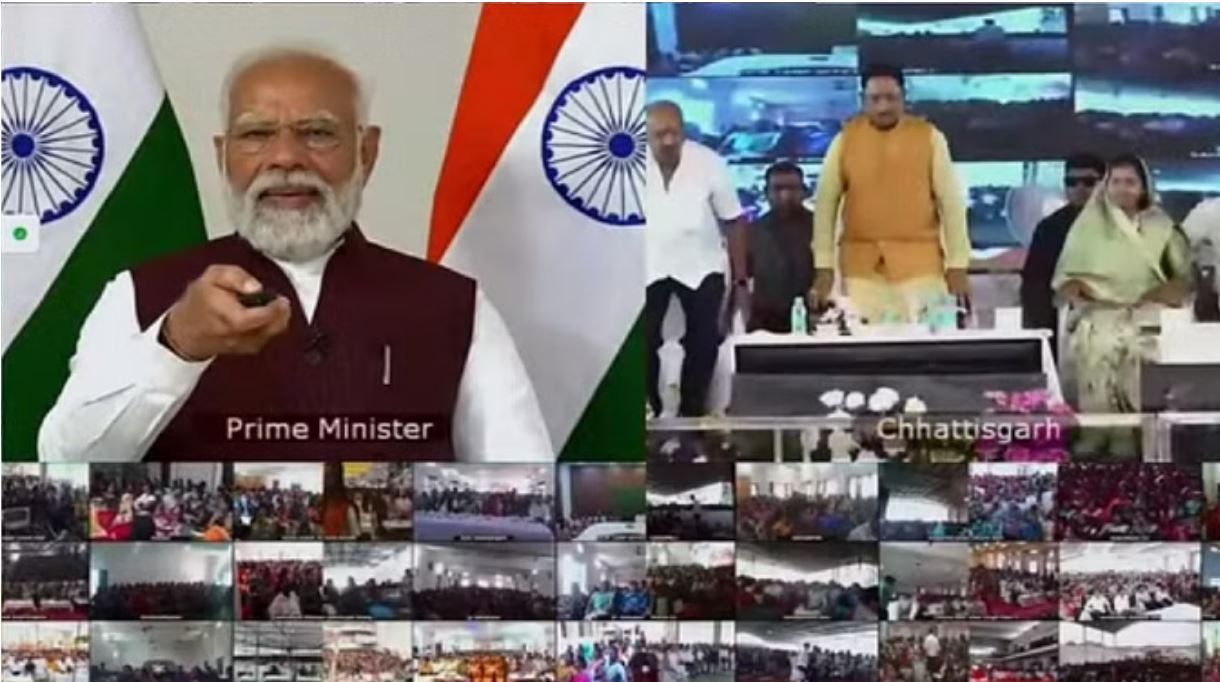 छत्तीसगढ़: पीएम नरेंद्र मोदी ने जारी की महतारी वंदन योजना की पहली किस्त