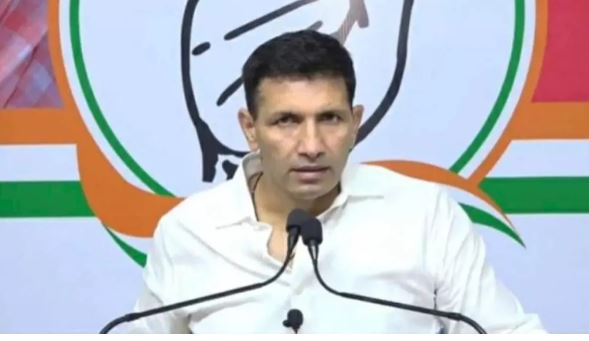 कांग्रेस नेता भाजपा में शामिल, जीतू बोले- भगवान उनका भला करें