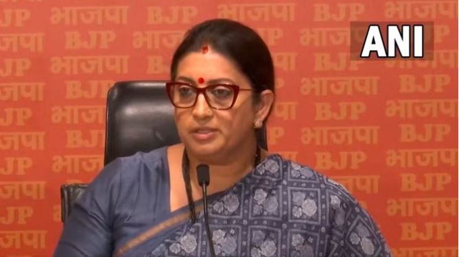 स्मृति ईरानी ने किया 15 करोड़ से अधिक की तीन परियोजनाओं का शिलान्यास