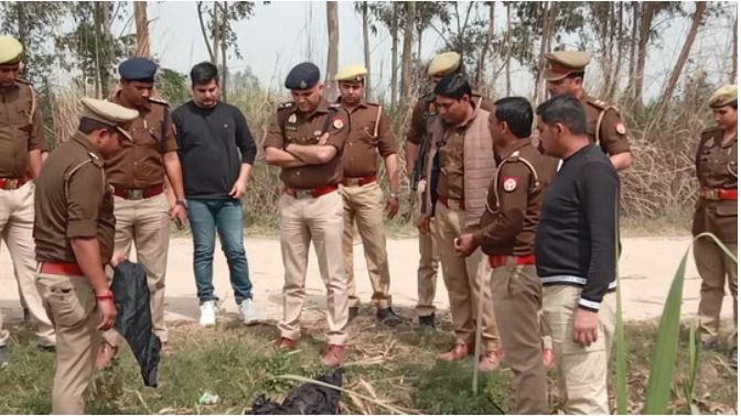 बिजनौर: महिला की सिर कटी लाश मिली, दाहिने हाथ पर लिखा ‘छोटे की औरत’