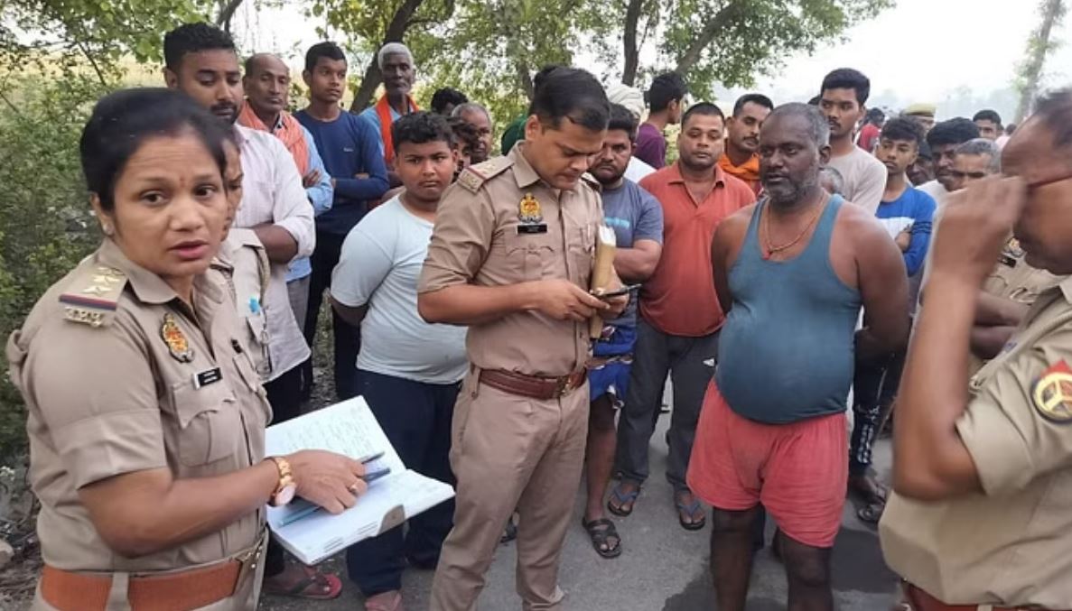 देवरिया: चाय बनाते समय गैस सिलेंडर फटा, तीन बच्चे और मां की मौत