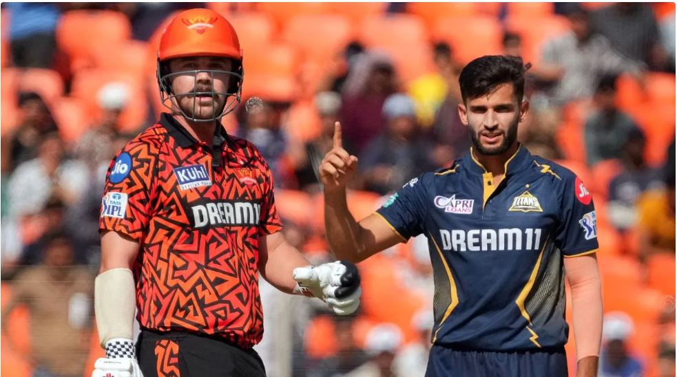 अर्श से फर्श पर आई हैदराबाद की विस्फोटक बैटिंग, गुजरात की जीत के साथ वापसी