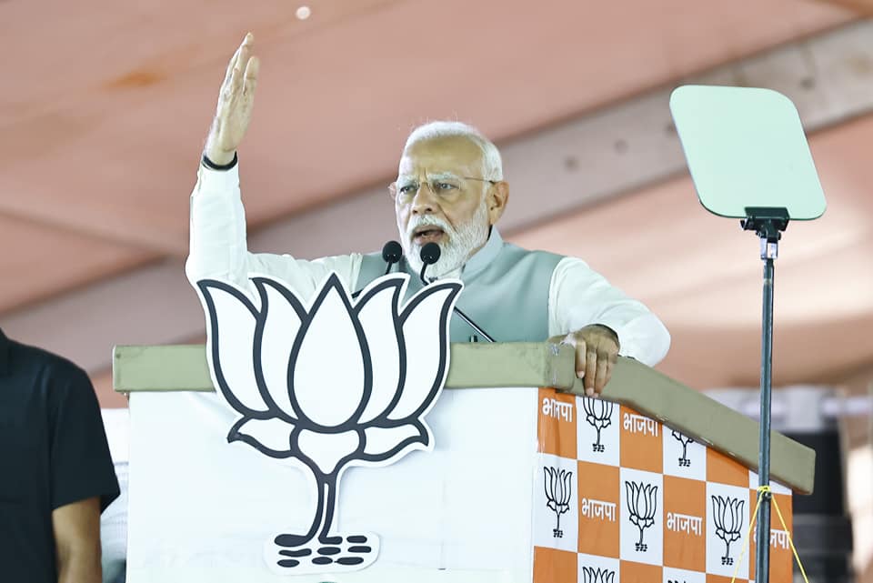 महाराष्ट्र के परभणी में पीएम मोदी का कांग्रेस पर तीखा प्रहार